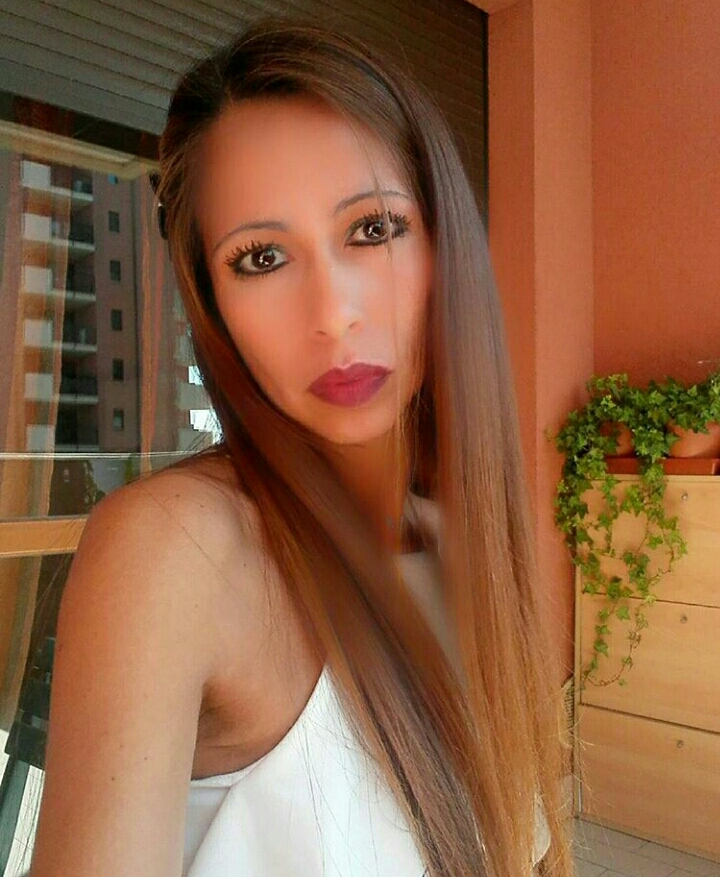 Viky A.